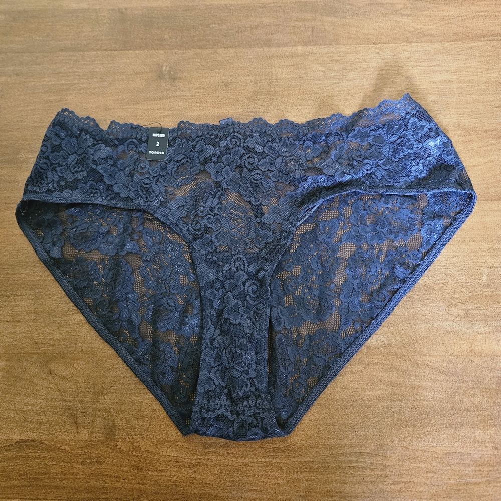 Elegant Navy Lace Women's Panties